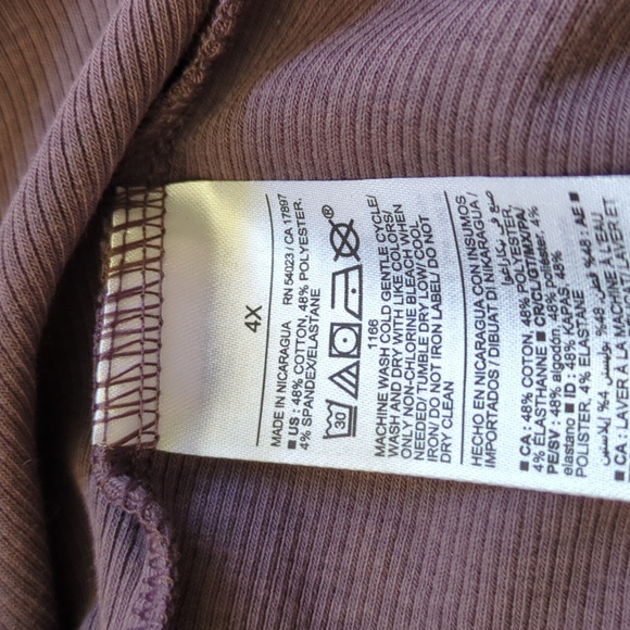 Three Old Navy Tank Tops 4X - Picture 6 of 6